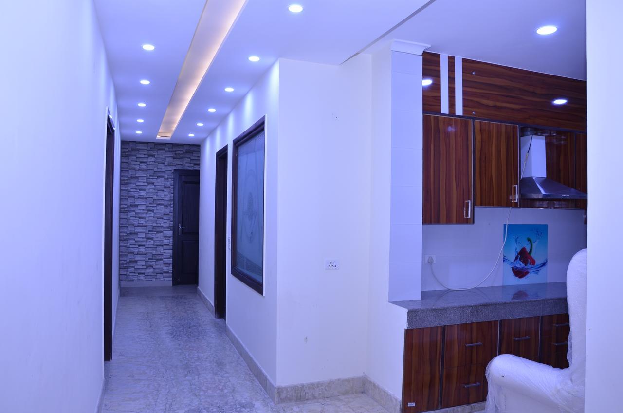 Hotel Royal International New Delhi Buitenkant foto